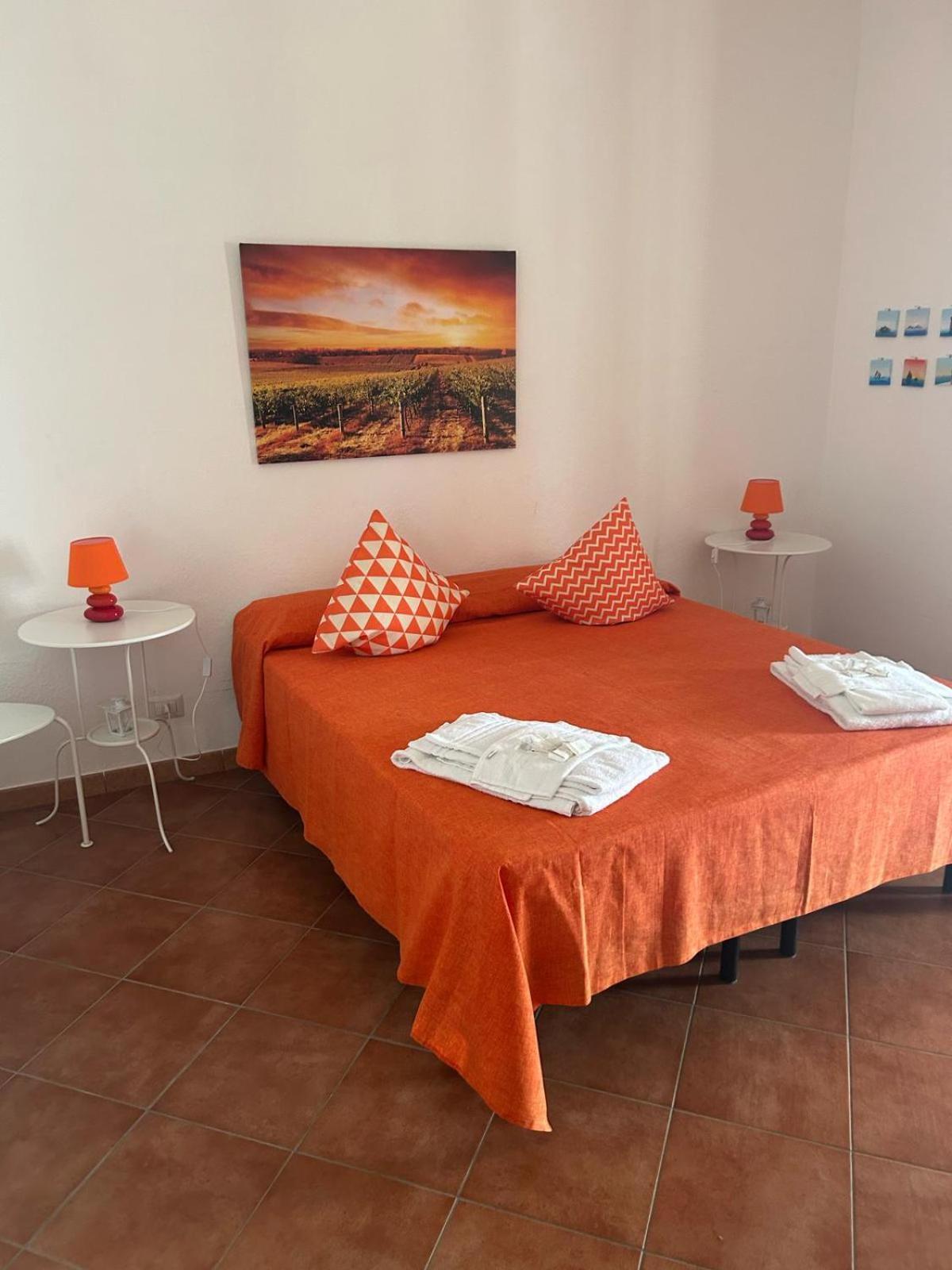 Salina Castel Vinci Villa Rinella Phòng bức ảnh