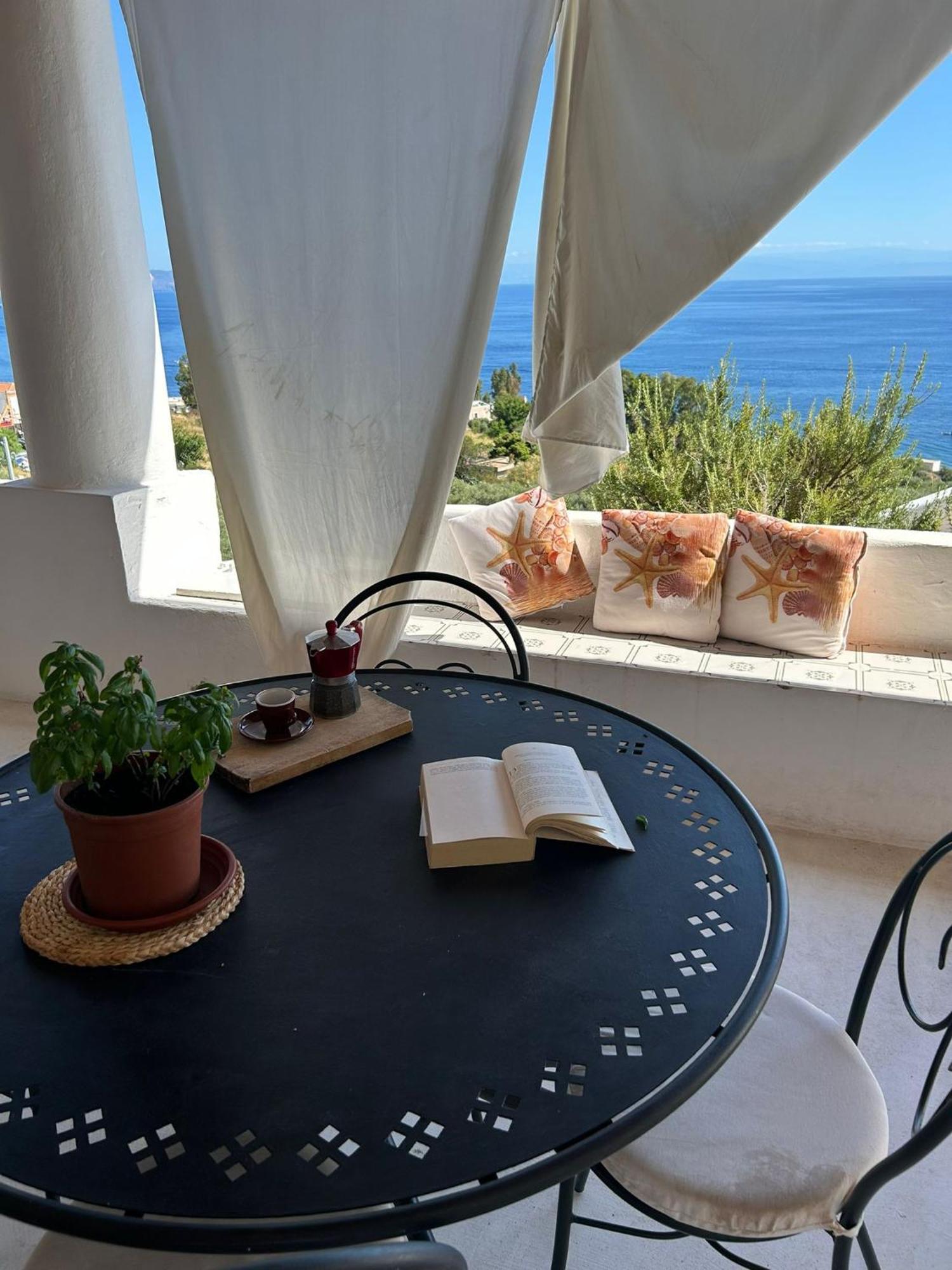Salina Castel Vinci Villa Rinella Phòng bức ảnh